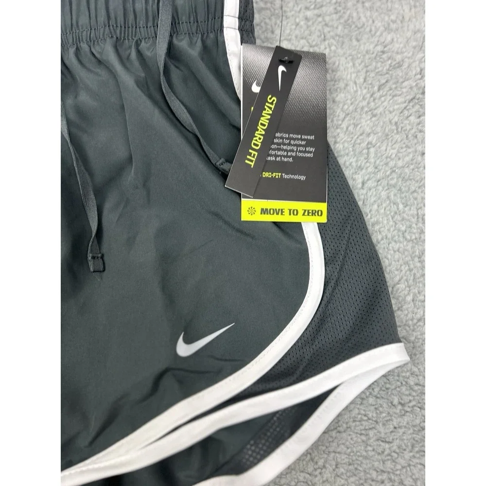 Nike Tempo Womens Size XS Shorts Anthorite Dark Gray Dri Fit 831558-060